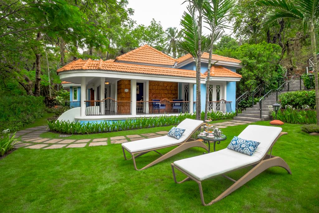 Taj fort Aguada romantic hotel in Goa