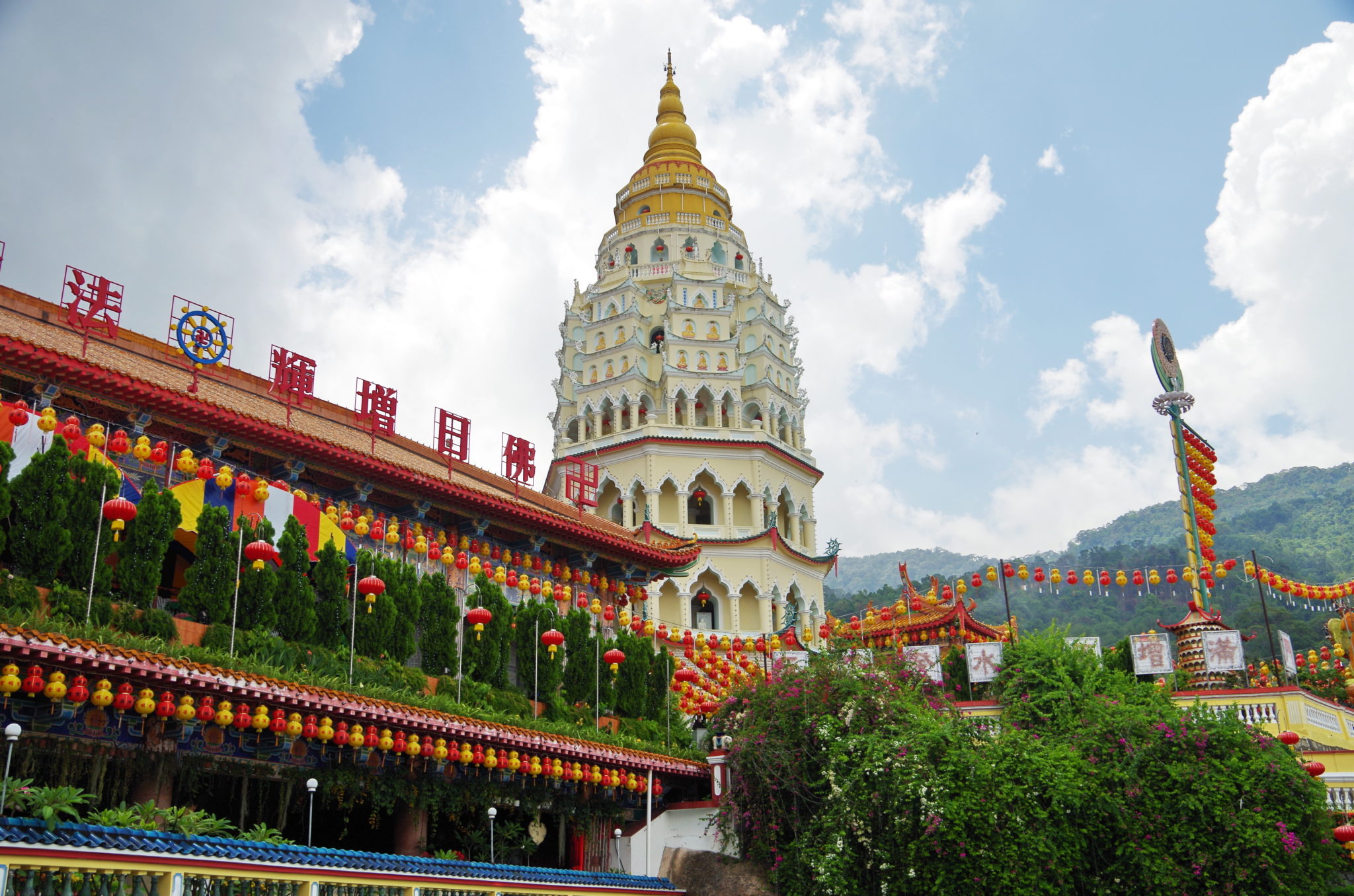 kek lok si temple in penang malaysia