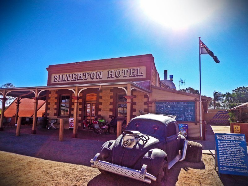 silverton hotel outback nsw australia