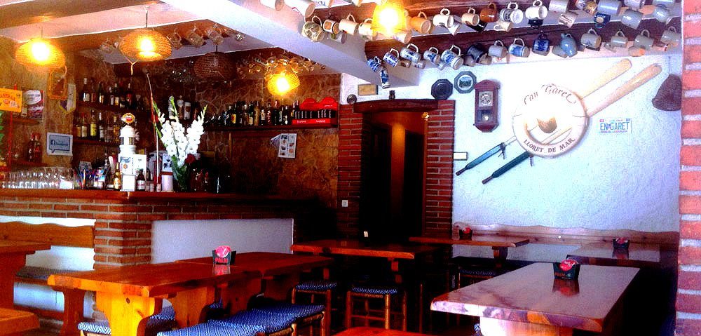 The bar at Hostal Ribas - Bodega Can Garet