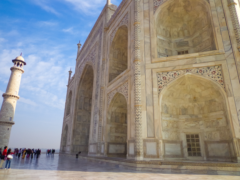 taj mahal from the side-2