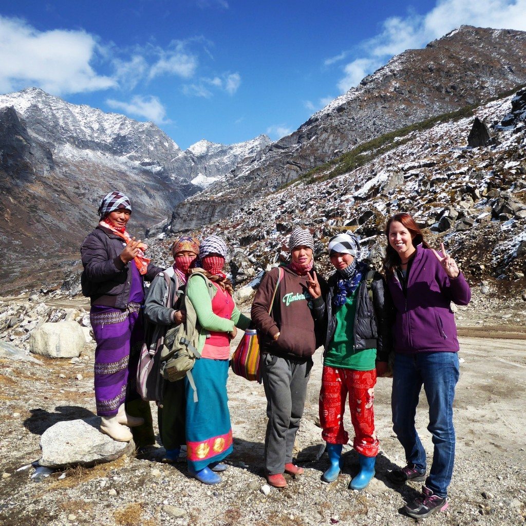 road workers on sela pass tawang
