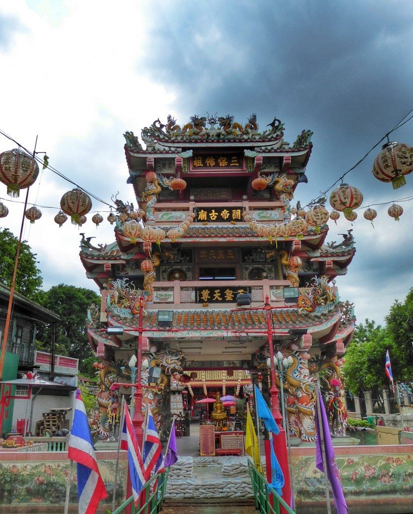 chinese temple in off beat Bangkok