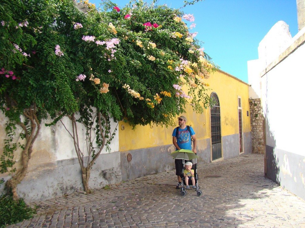 Faro Town. Photo Credit: