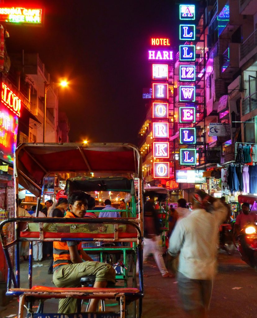 Night in Pahraganj, Delhi