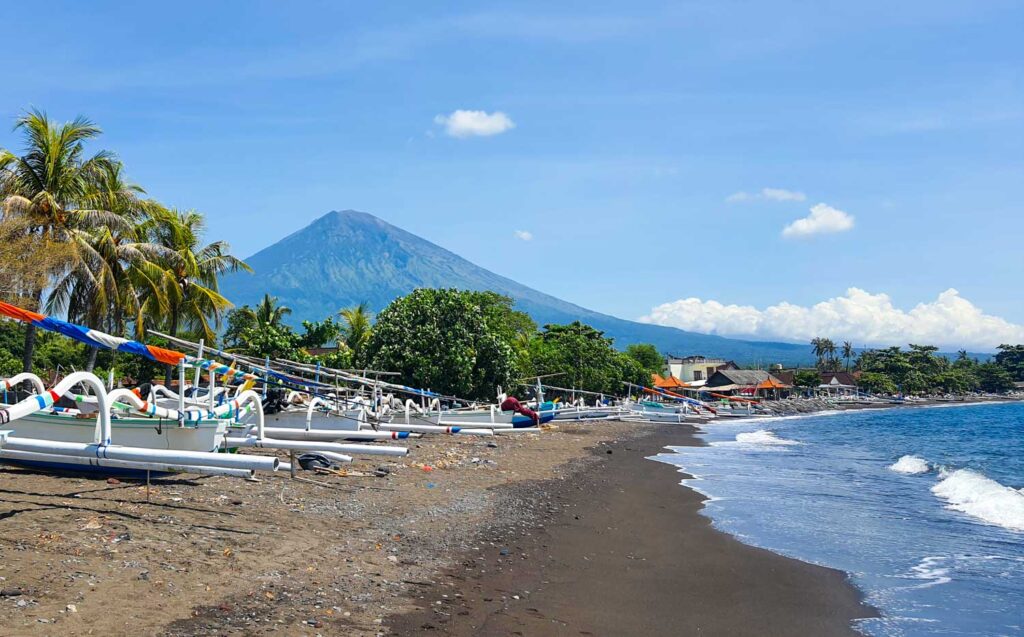 boats and volcano from amed beach