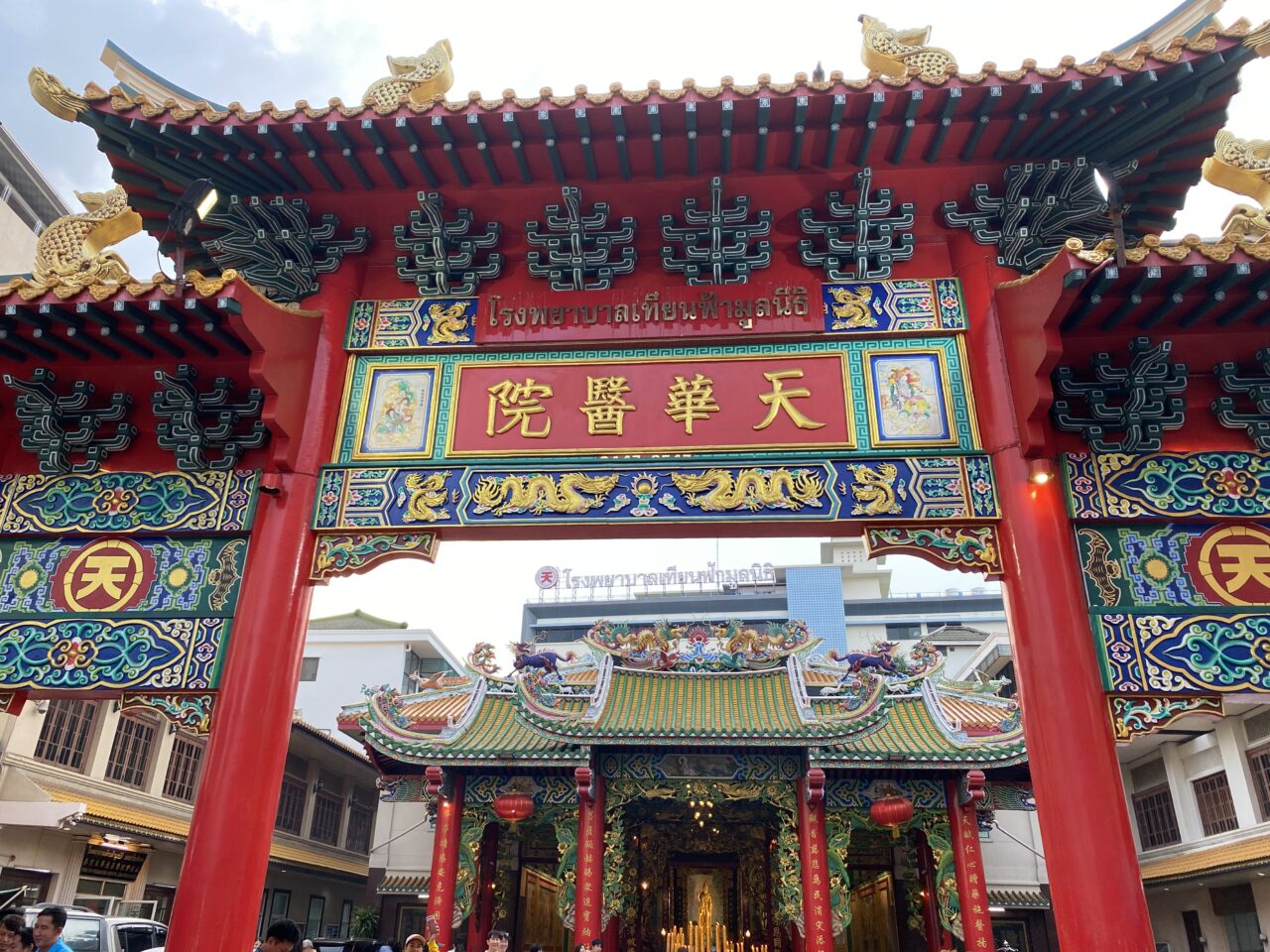 chinese temple in Chinatown bangkok