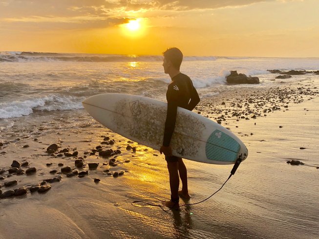 Los Clavos Surf Camp Nicaragua