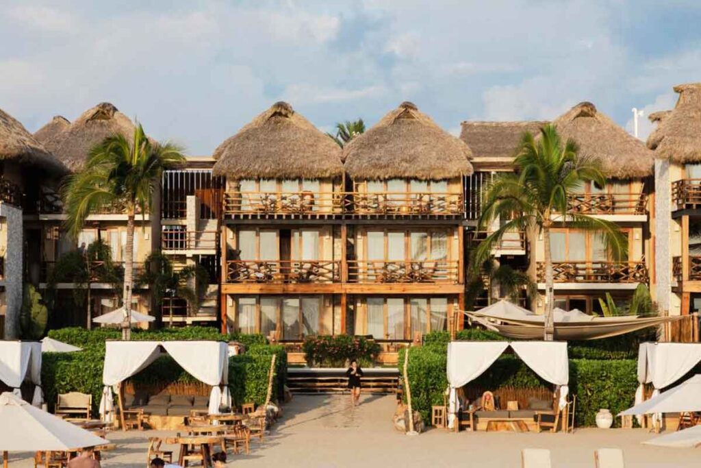 casa-joseph-zicatela-puerto-escondido-hotel