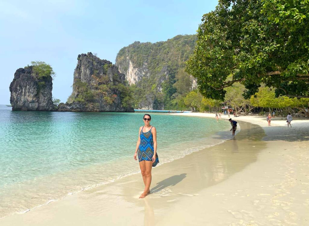 anna on hong island krabi thailand