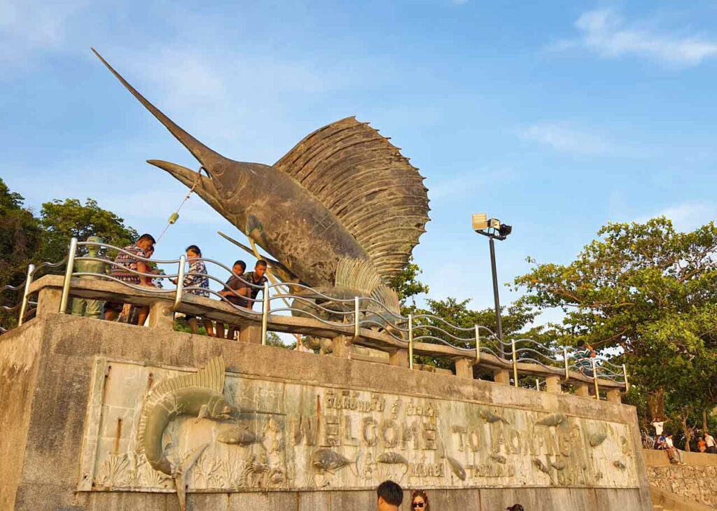 ao nang beach statue