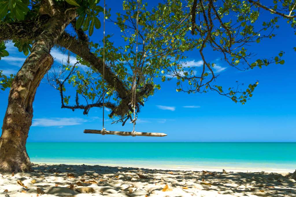 khao lak beach phang nga OP